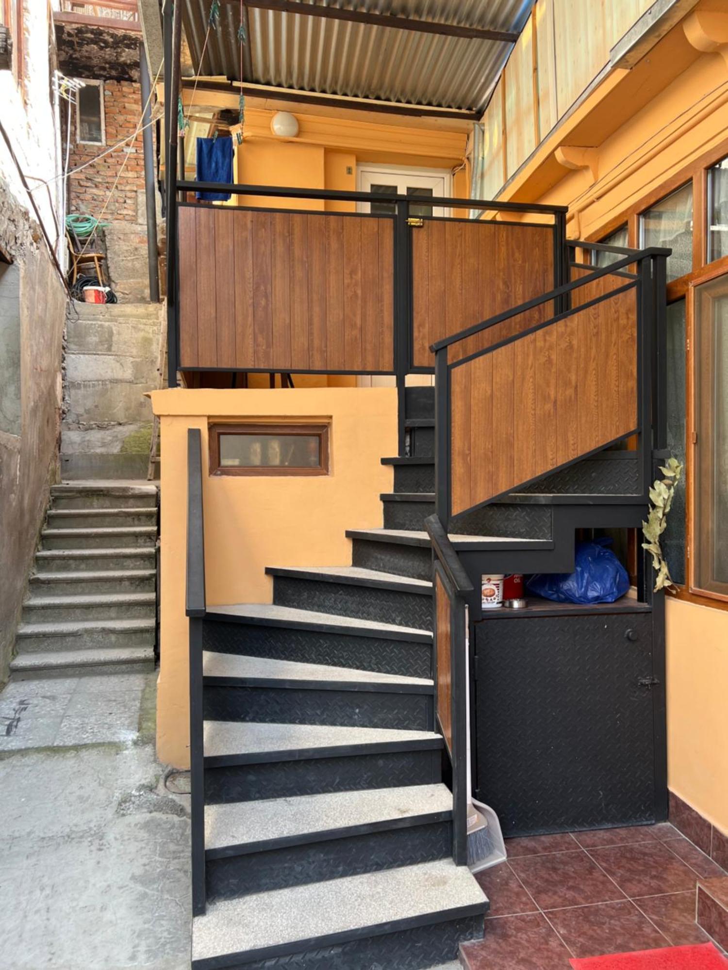 Guest House Borjomi Exterior foto